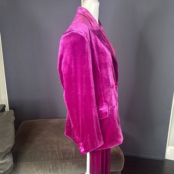 Women’s Pink Double Breasted Velvet 2 Piece Pant Suit Peak Lapel Size L NWT - Picture 3 of 13